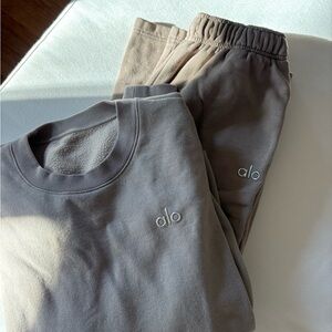 ALO Yoga Gray Sweatshirt & Hoodie Set